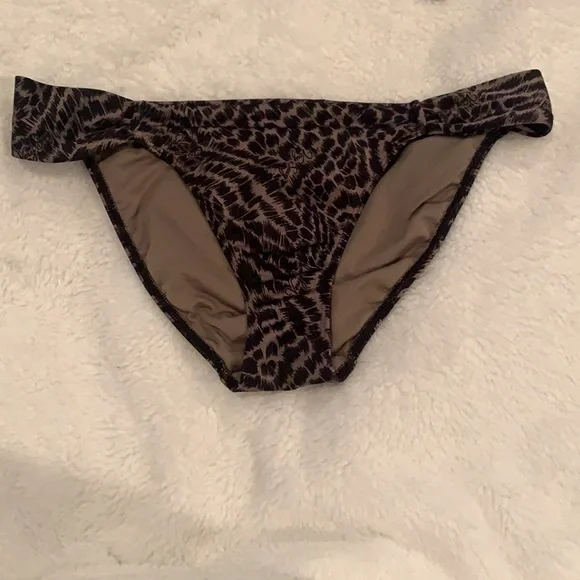 **FINAL PRICE** Victoria’s Secret Bombshell bikini set - Picture 12 of 16